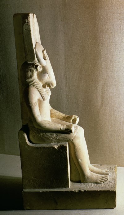 Statue des Gottes Montu mit dem Kopf eines Stiers, aus Medamud von Egyptian Ptolemaic Period